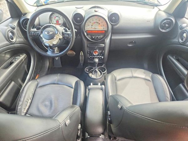 2014 MINI COOPER