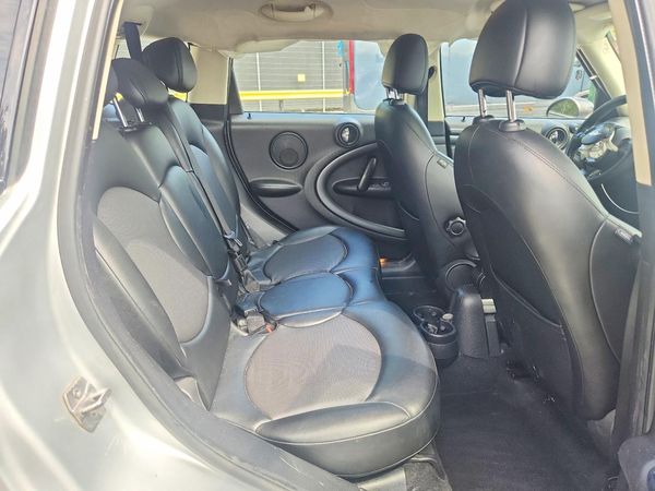 2014 MINI COOPER