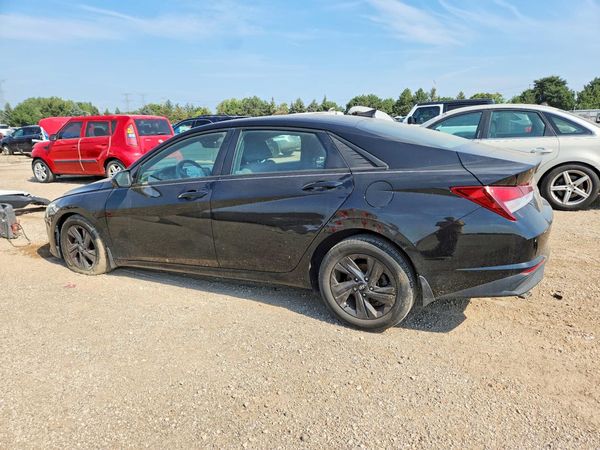 2022 HYUNDAI ELANTRA
