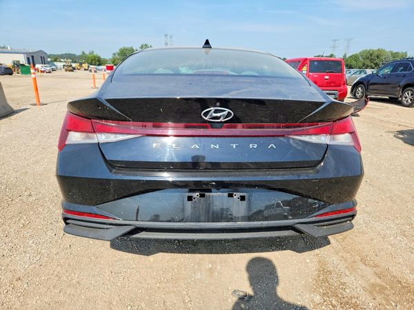 2022 HYUNDAI ELANTRA
