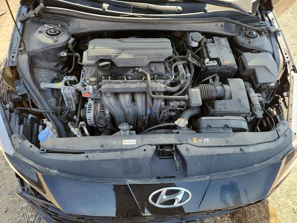 2022 HYUNDAI ELANTRA