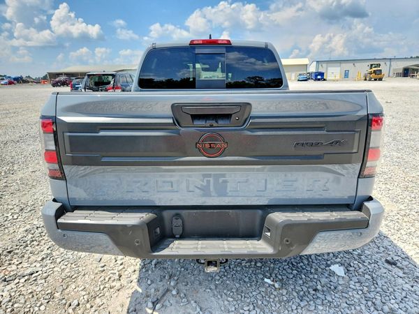 2026 NISSAN FRONTIER