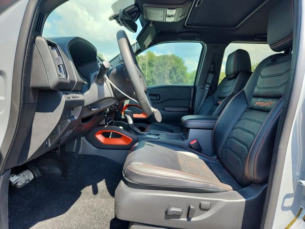 2026 NISSAN FRONTIER