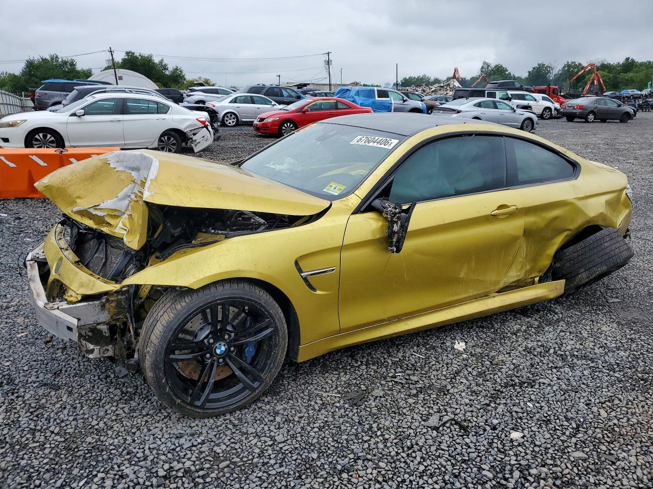 2015 BMW M4 — Front 3/4