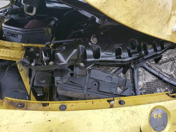 2015 BMW M4 — Engine bay
