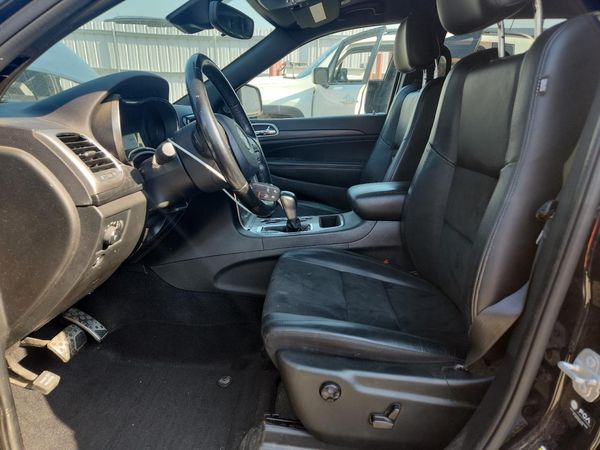 2021 JEEP GRAND CHER Laredo — DENT
