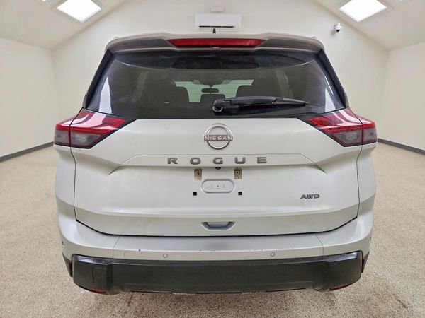 2024 NISSAN ROGUE S