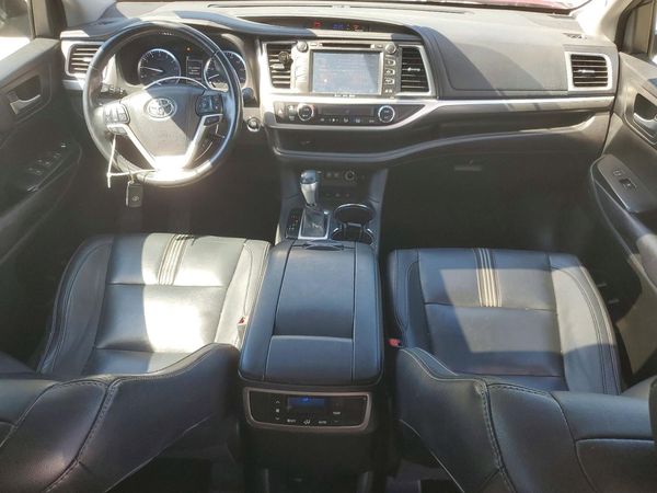 2017 TOYOTA HIGHLANDER SE/XLE