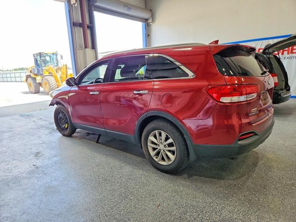 2018 KIA SORENTO L, LX