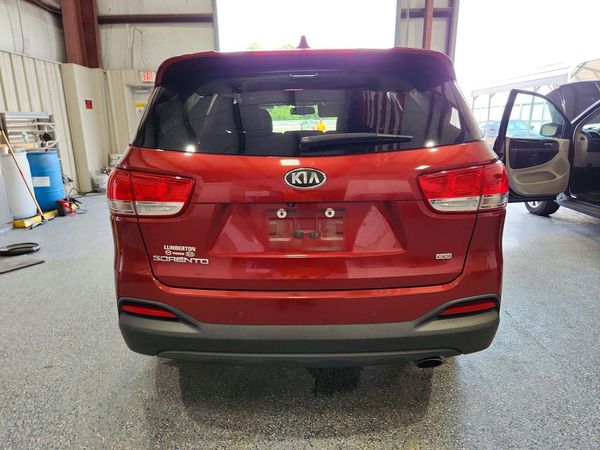 2018 KIA SORENTO L, LX