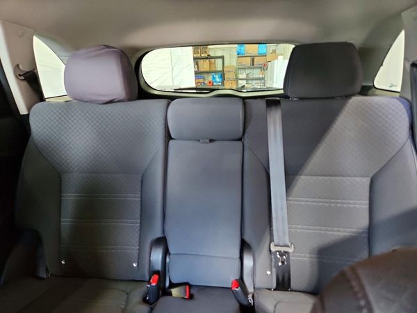 2018 KIA SORENTO L, LX