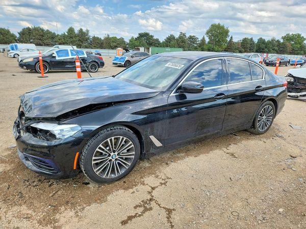 2019 BMW 530