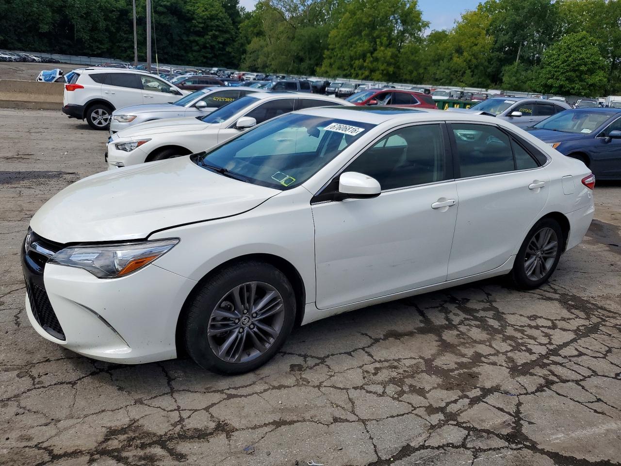 2016 TOYOTA CAMRY