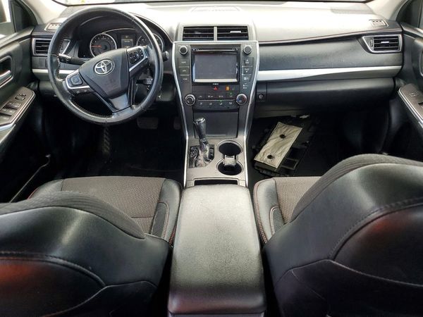 2016 TOYOTA CAMRY
