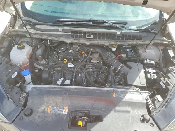 2019 FORD EDGE SEL — Engine bay