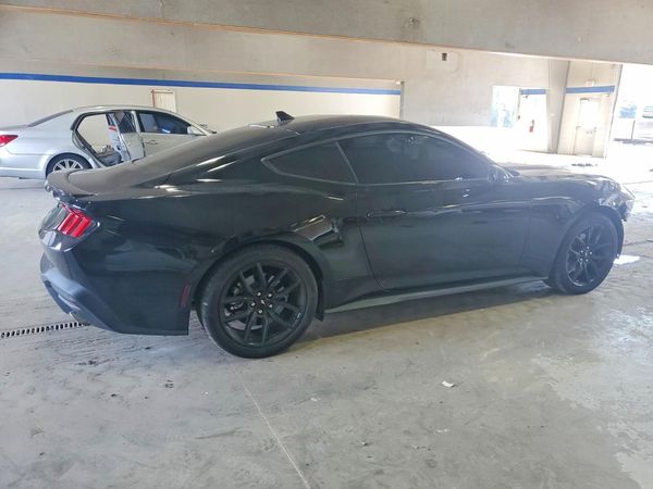 2025 FORD MUSTANG