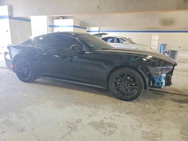 2025 FORD MUSTANG