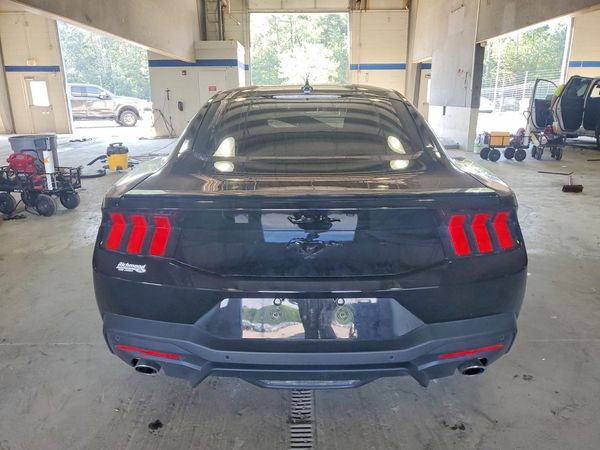 2025 FORD MUSTANG