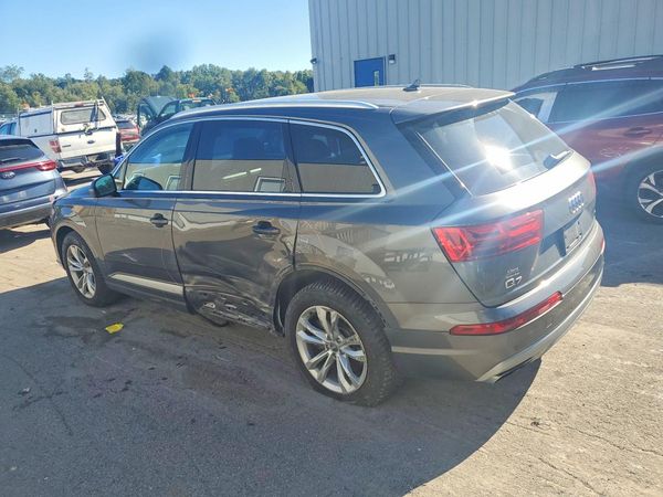 2018 AUDI Q7 quattro Premium Plus