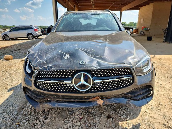 2022 MERCEDES-BENZ GLC GLC300