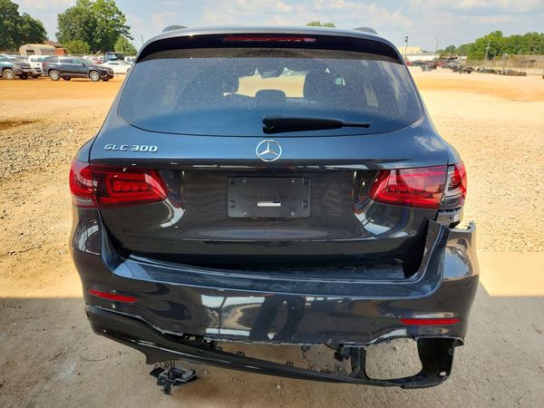 2022 MERCEDES-BENZ GLC GLC300
