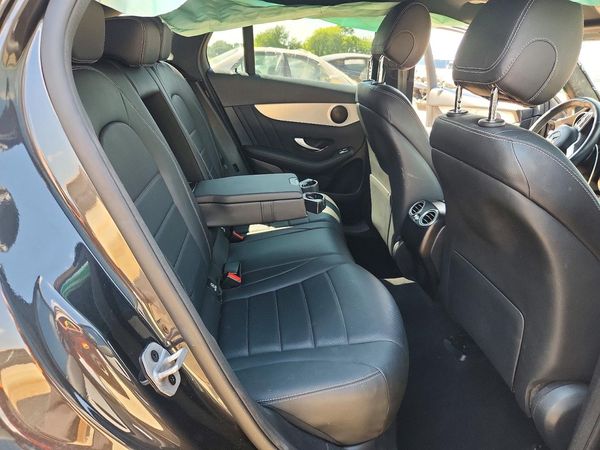 2022 MERCEDES-BENZ GLC GLC300