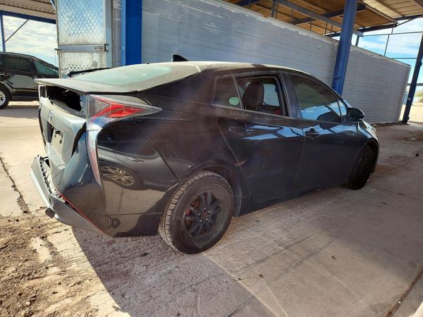 2016 TOYOTA PRIUS One/Two