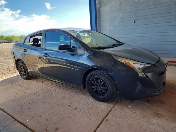 2016 TOYOTA PRIUS One/Two