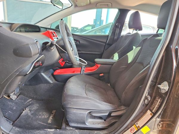 2016 TOYOTA PRIUS One/Two