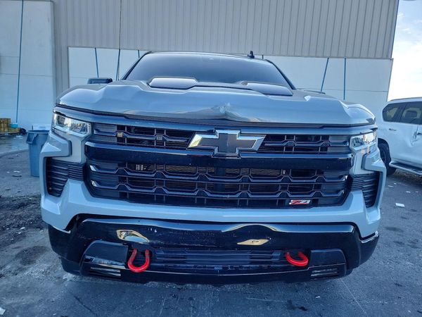 2024 CHEVROLET SILVERADO Trail Boss - LT — DIRF