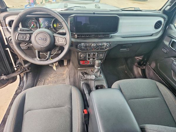 2025 JEEP WRANGLER
