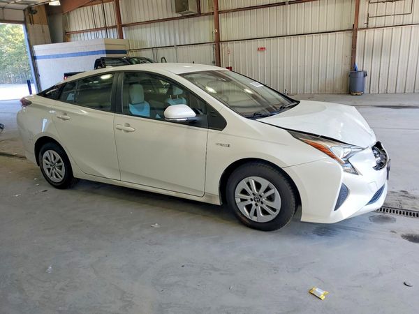 2017 TOYOTA PRIUS One/Two