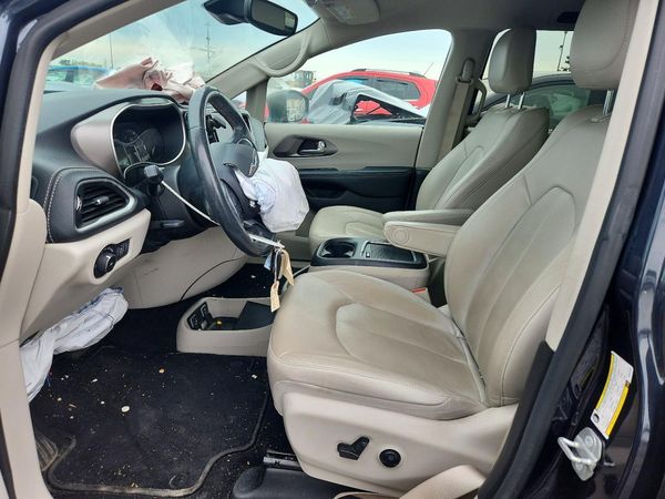 2021 CHRYSLER PACIFICA
