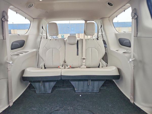 2021 CHRYSLER PACIFICA