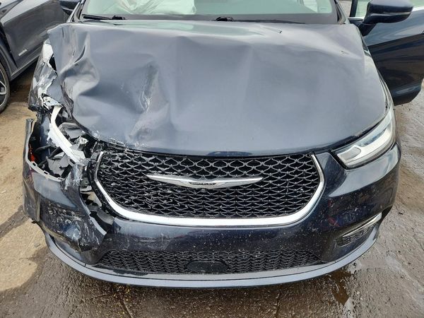 2021 CHRYSLER PACIFICA