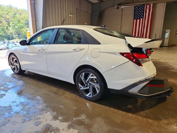 2025 HYUNDAI ELANTRA