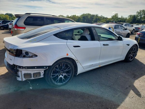 2022 TESLA MODEL S