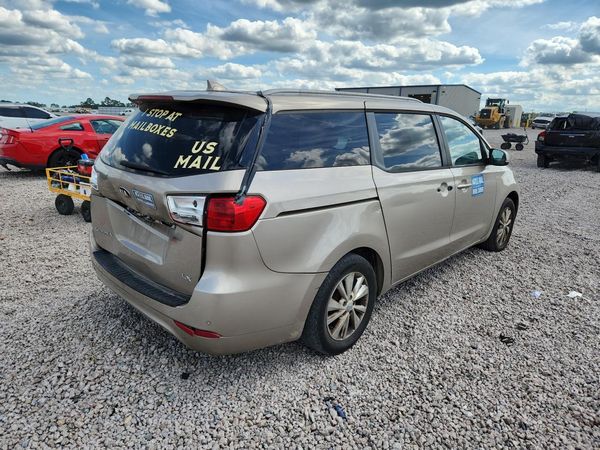 2015 KIA SEDONA