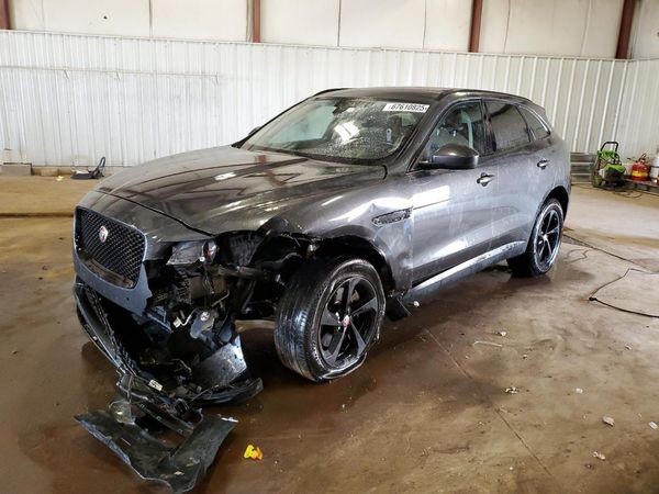 2017 JAGUAR F-PACE
