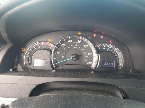 2012 TOYOTA CAMRY