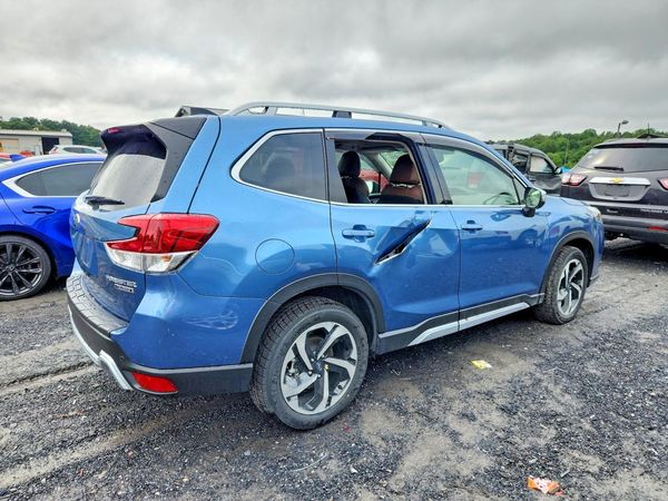 2024 SUBARU FORESTER Touring