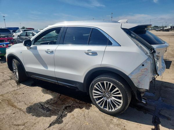 2024 CADILLAC XT4