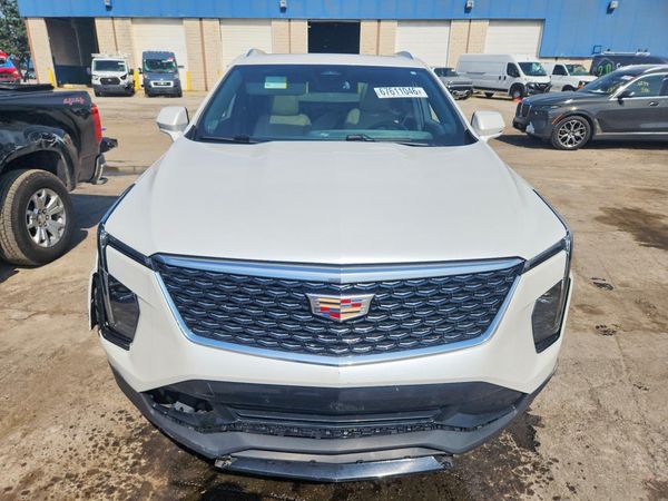 2024 CADILLAC XT4