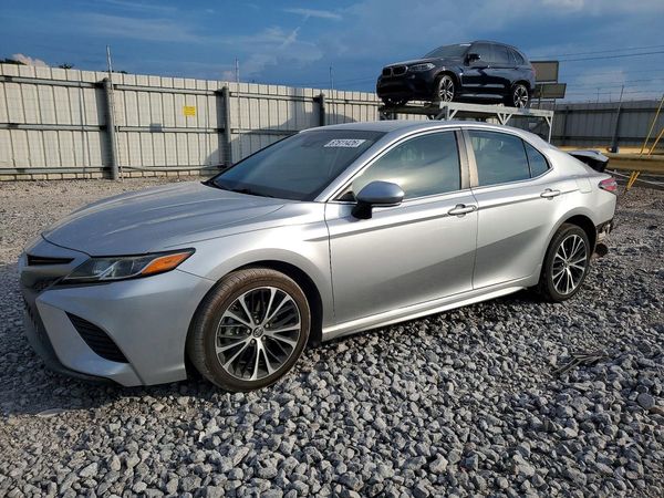 2019 TOYOTA CAMRY