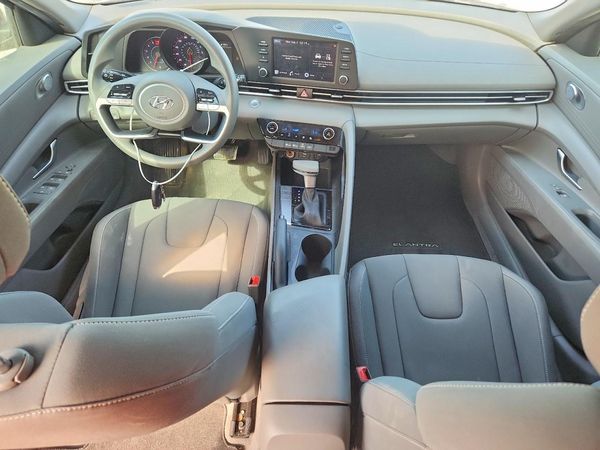 2023 HYUNDAI ELANTRA