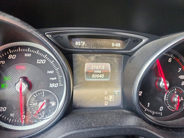 2019 MERCEDES-BENZ CLA