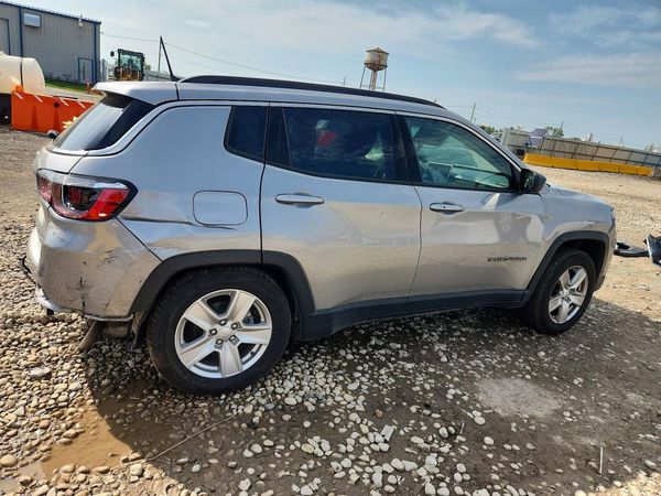 2022 JEEP COMPASS