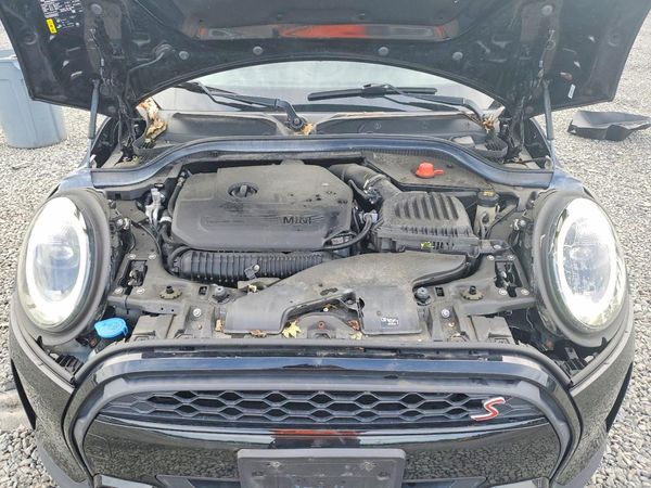 2022 MINI COOPER