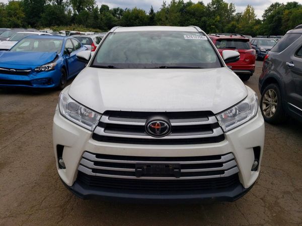 2017 TOYOTA HIGHLANDER SE/XLE