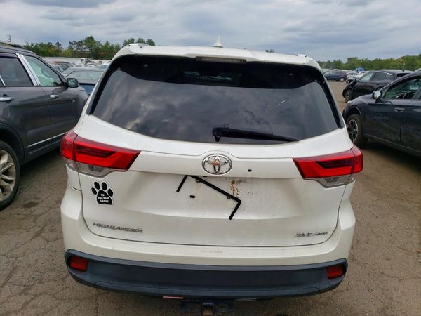 2017 TOYOTA HIGHLANDER SE/XLE